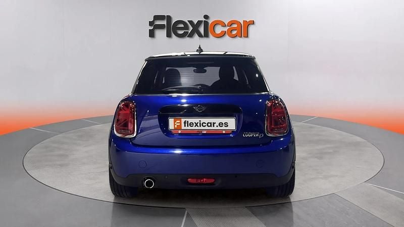 Usado Mini Cooper D 116 CV (85 kW) 2019 Azul Utilitario