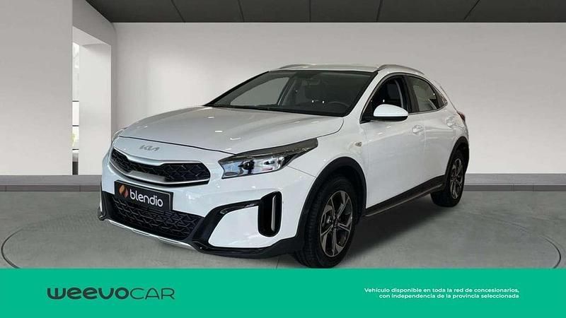 Usado Kia XCeed 101 CV (74 kW) 2024 Blanco SUV