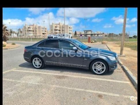 Gris / plata Usado 2007 Mercedes C200 Avantgarde Familiar | 8200 € (Precio justo) - Imagen 1/3