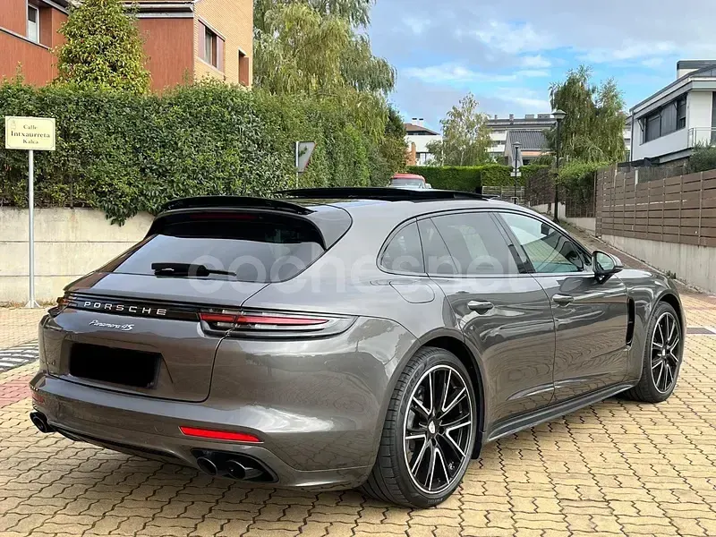 Usado Porsche Panamera Sport Turismo 440 CV (323 kW) 2018 Gris / plata Familiar