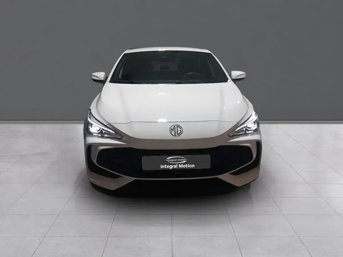 Usado MG MG3 Comfort 115 CV (84 kW) 2025 Blanco Utilitario