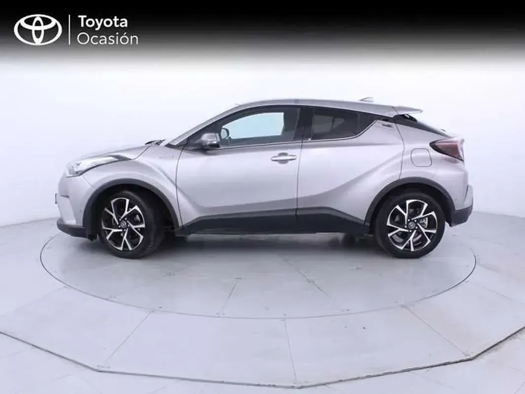 Usado Toyota C-HR Advance 122 CV (89 kW) 2018 Gris SUV