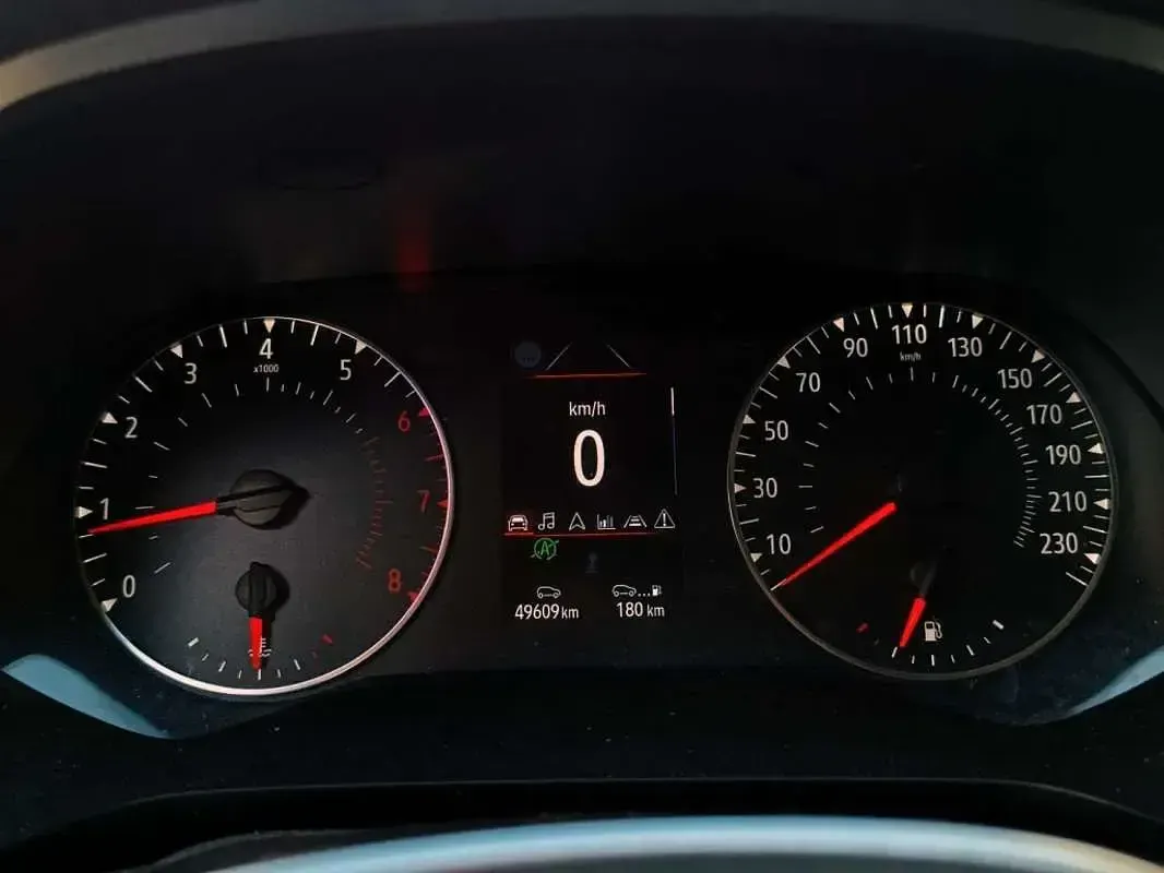 Usado Renault Captur Evolution 140 CV (102 kW) 2022 Azul SUV