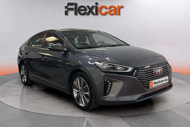 Gris Usado 2017 Hyundai Ioniq Berlina | 13.990 € (Precio justo) - Imagen 1/4