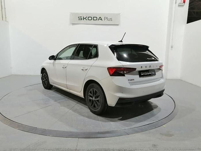 Usado Skoda Fabia Selection 115 CV (84 kW) 2025 Blanco Utilitario