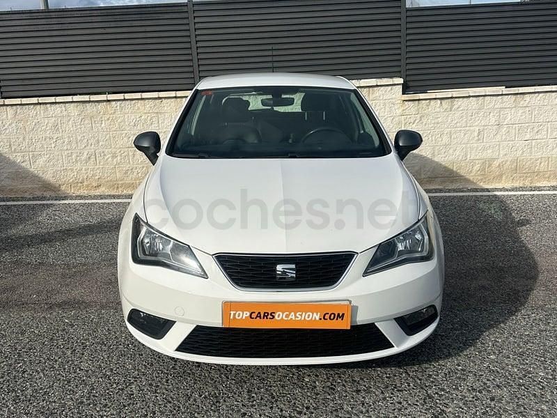 Usado Seat Ibiza CONNECT 90 CV (66 kW) 2015 Blanco Berlina