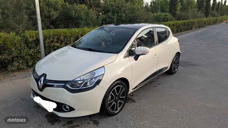 Beige Usado 2016 Renault Clio IV Dynamique | 10.399 € (Precio justo) - Imagen 1/4