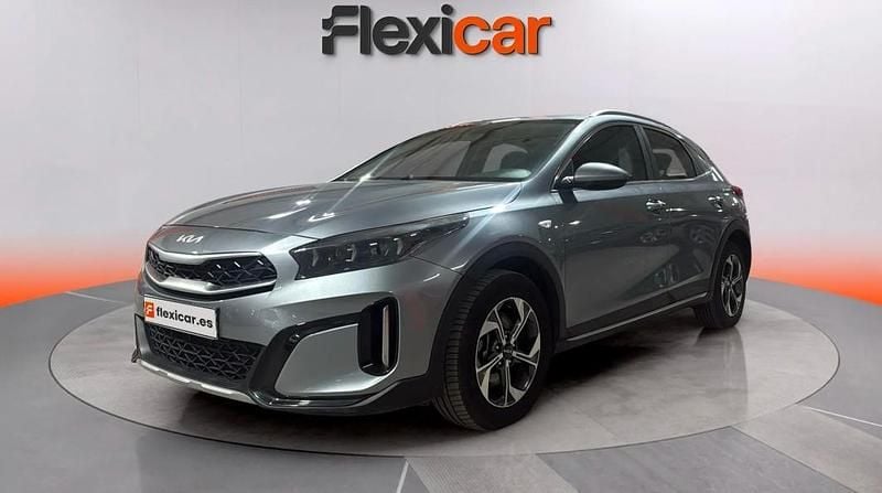 Usado Kia XCeed 160 CV (117 kW) 2023 Gris SUV