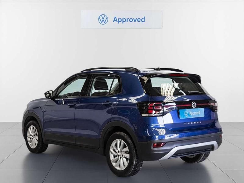 Usado VW T-Cross Advance 110 CV (80 kW) 2023 Azul SUV