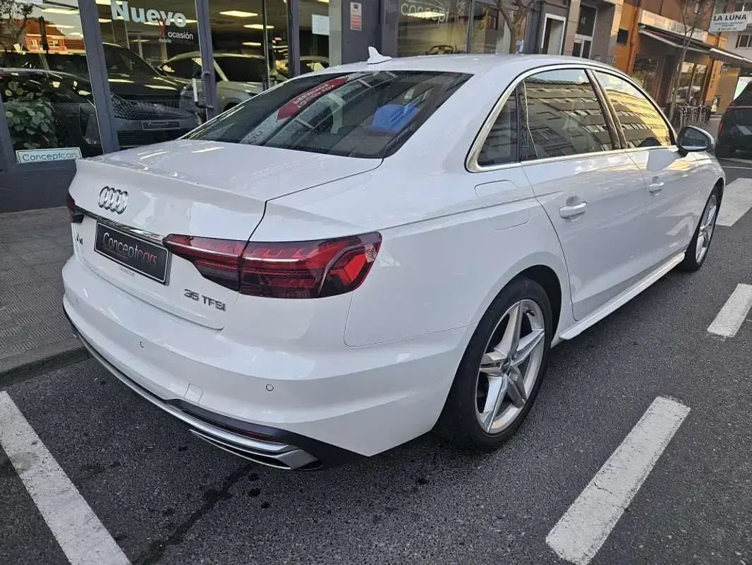 Usado Audi A4 S-Line 150 CV (110 kW) 2020 Berlina