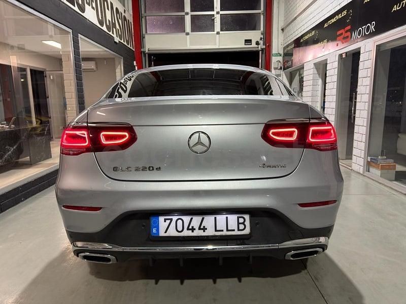 Usado Mercedes GLC220 194 CV (142 kW) 2021 Gris / plata SUV
