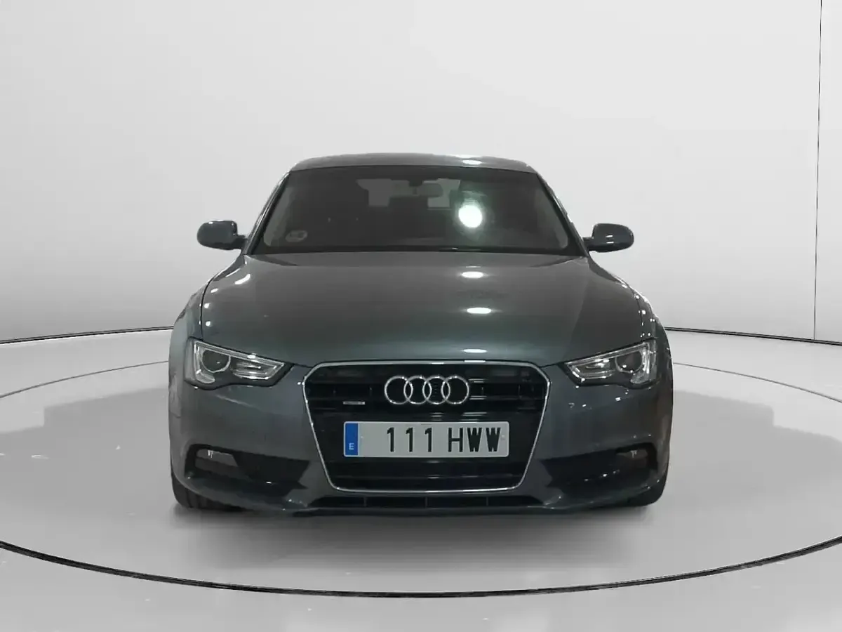 Usado Audi A5 Advanced 177 CV (130 kW) 2014 Gris Coupe