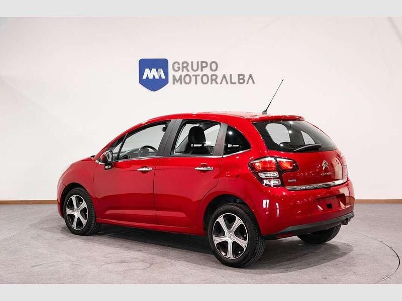 Usado Citroën C3 Feel 75 CV (55 kW) 2016 Rojo Utilitario