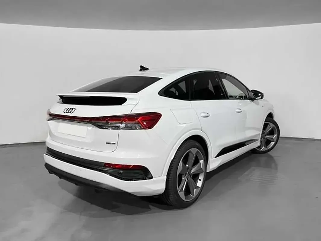 Usado Audi Q4 Sportback e-tron S-Line 210 kW (286 CV) 2024 Blanco SUV