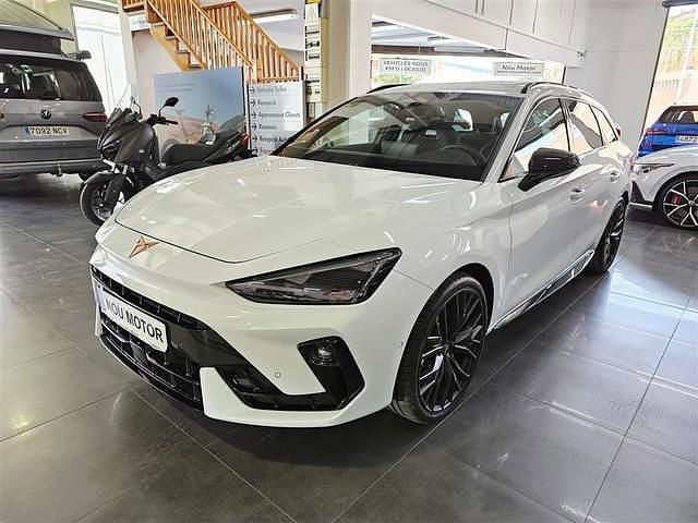 Nuevo Cupra Leon 150 CV (110 kW) 2025 Blanco Familiar