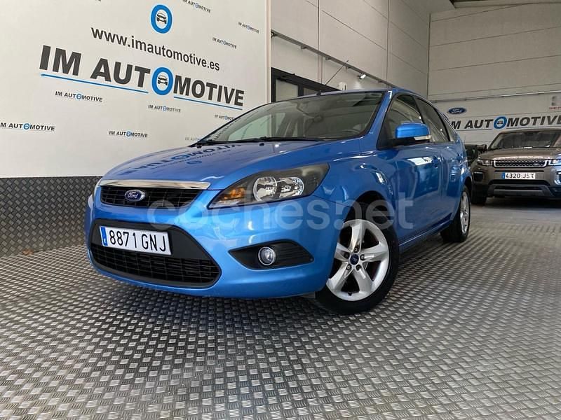 Azul Usado 2009 Ford Focus Trend Berlina | 5990 € (Precio justo) - Imagen 1/4