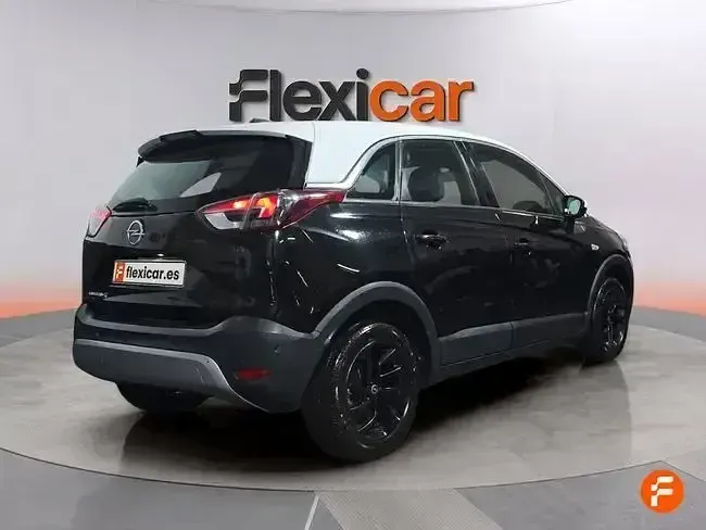 Usado Opel Crossland X Innovation 130 CV (95 kW) 2020 Negro SUV