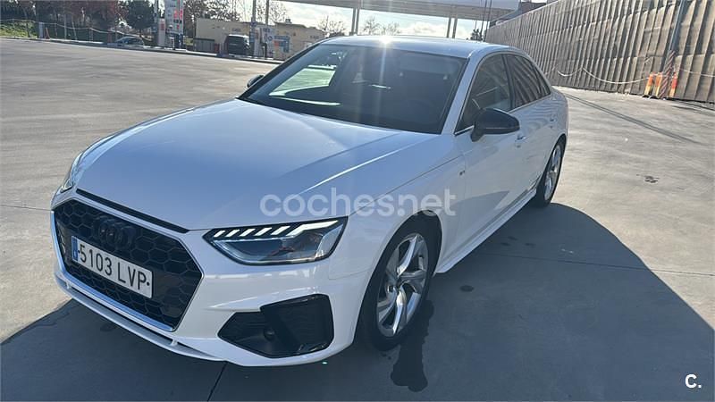 Usado Audi A4 S-Line 163 CV (119 kW) 2021 Blanco Berlina