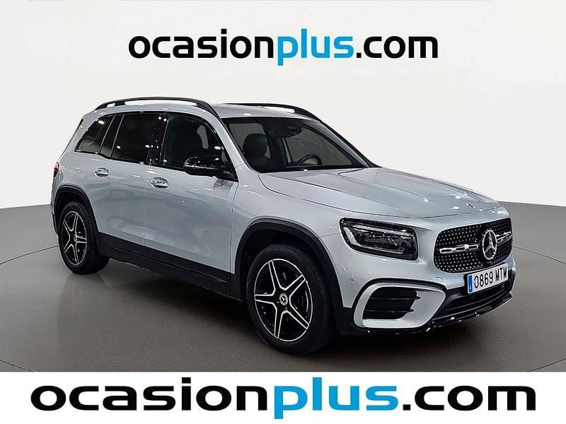 Usado Mercedes GLB200 AMG 150 CV (110 kW) 2024 Gris plata SUV