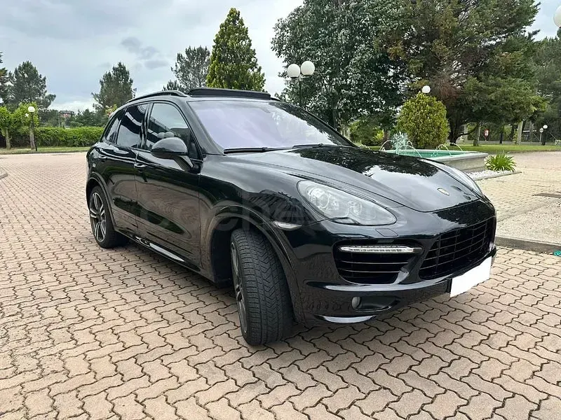 Usado Porsche Cayenne Turbo 500 CV (367 kW) 2012 Negro SUV