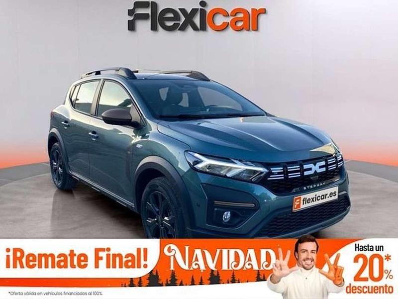 Verde Usado 2025 Dacia Sandero Extreme Utilitario | 15.490 € (Precio justo) - Imagen 1/4