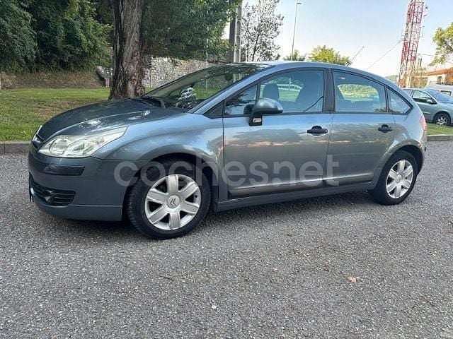 Gris / plata Usado 2006 Citroën C4 Berlina | 3300 € (Precio justo) - Imagen 1/4