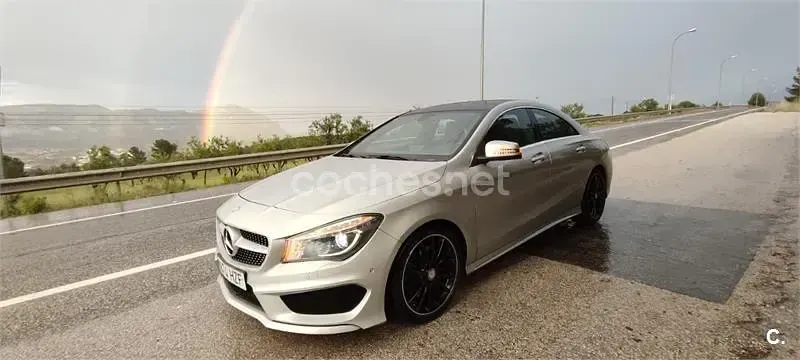 Usado Mercedes CLA220 AMG line 170 CV (125 kW) 2013 Gris / plata Coupe