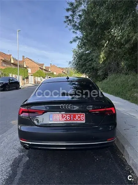 Usado Audi A5 Sportback Sport 150 CV (110 kW) 2018 Gris / plata Utilitario