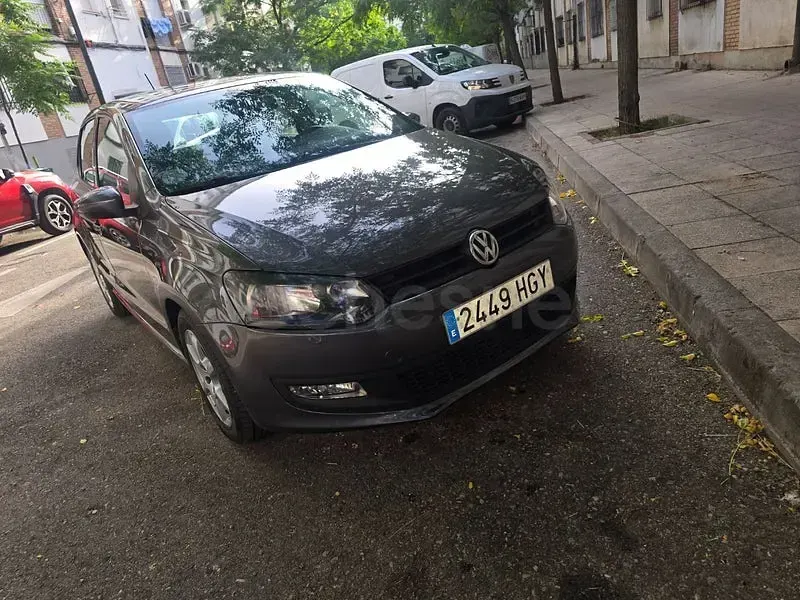 Usado VW Polo Sport 105 CV (77 kW) 2011 Gris / plata Utilitario