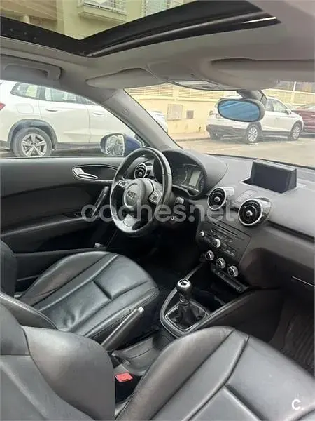 Usado Audi A1 Ambition 105 CV (77 kW) 2010 Azul Utilitario