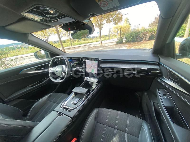 Usado Renault Austral Techno 158 CV (116 kW) 2024 Rojo SUV