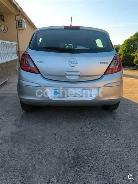 Usado Opel Corsa 75 CV (55 kW) 2009 Gris / plata Utilitario