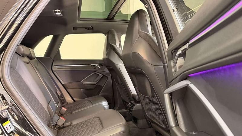 Usado Audi RS Q3 401 CV (294 kW) 2021 Negro SUV
