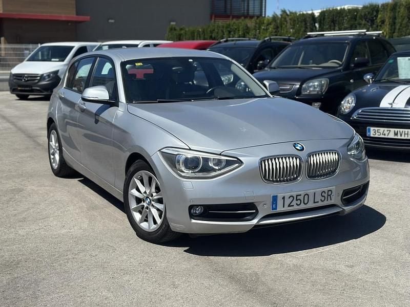Usado BMW 118 143 CV (105 kW) 2013 Plata metalico Utilitario