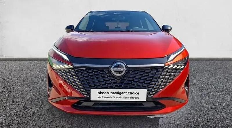 Usado Nissan Qashqai 140 CV (102 kW) 2025 Fuji sunset con techo midnight SUV