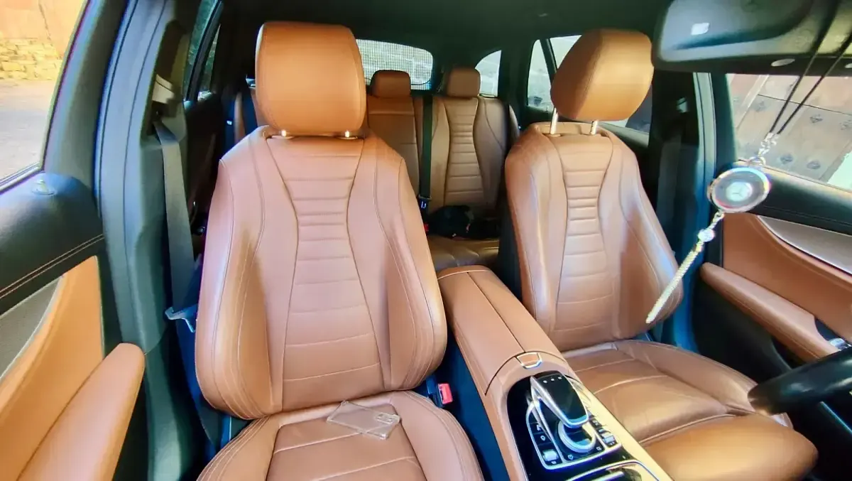 Usado Mercedes E350 258 CV (189 kW) 2017 Gris / plata Familiar