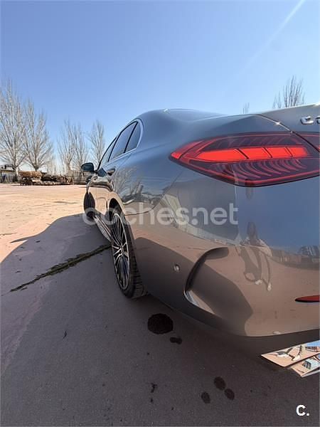 Usado Mercedes C200 163 CV (119 kW) 2024 Gris / plata Berlina