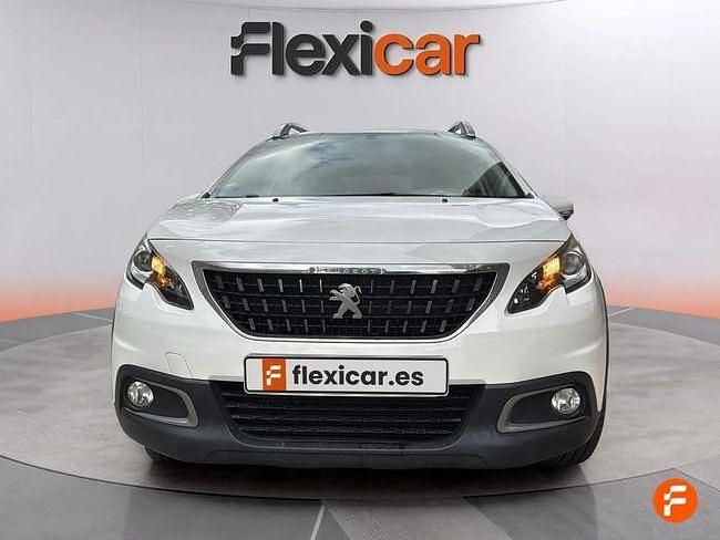 Usado Peugeot 2008 Allure 100 CV (73 kW) 2019 Blanco SUV