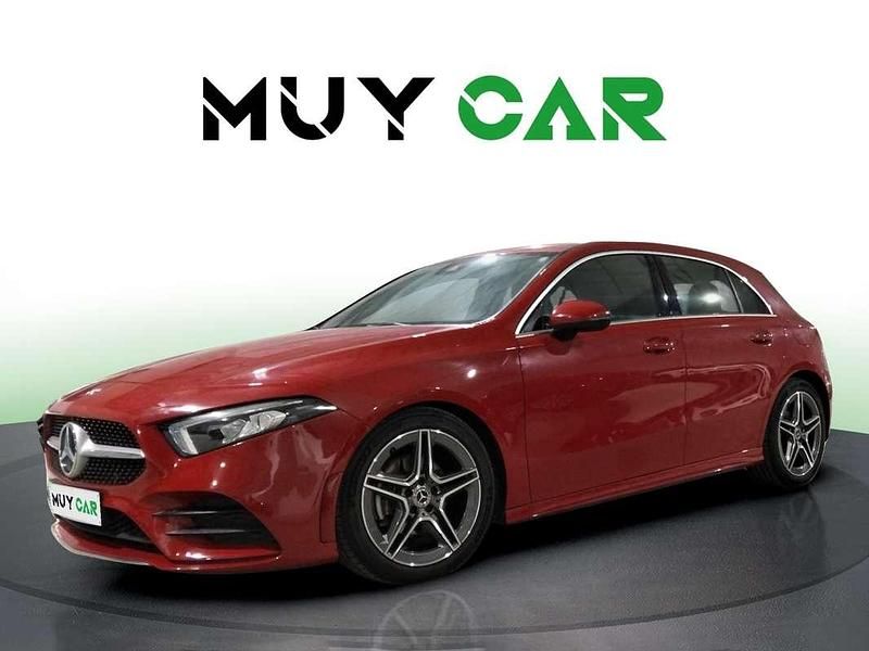Käytetty Mercedes A180 116 HP (85 kW) 2019 Punainen Viistoperä