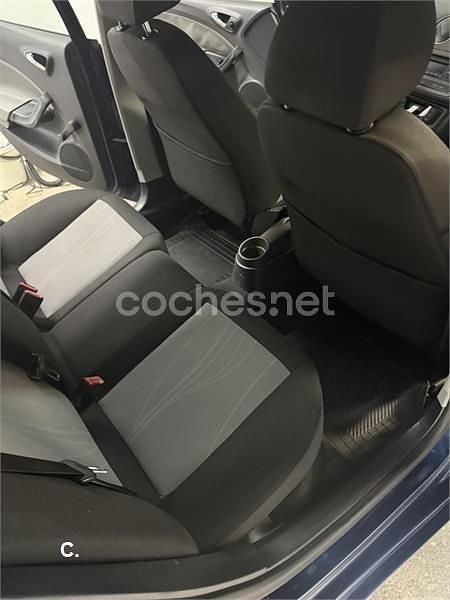 Azul Usado 2013 Seat Ibiza I-Tech Berlina | 4800 € (Buen precio) - Imagen 1/4