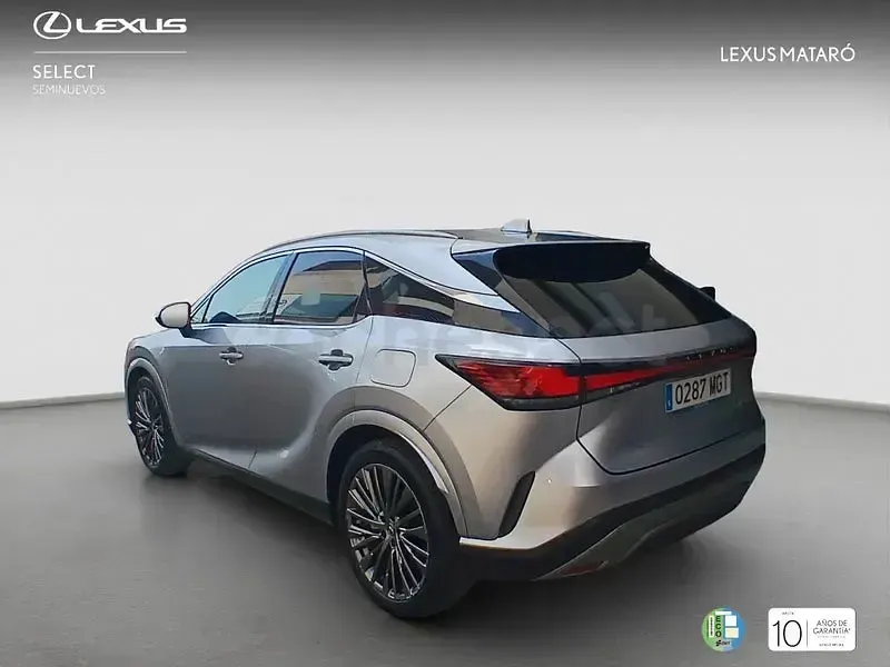 Usado Lexus RX450h Luxury Line 306 CV (225 kW) 2023 Gris / plata SUV