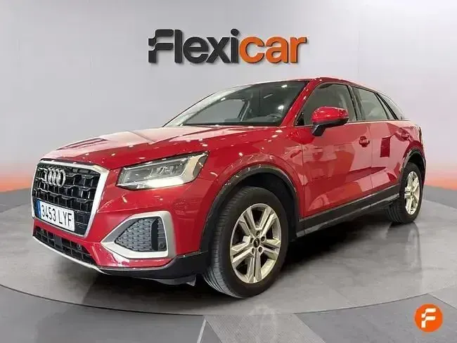 Usado Audi Q2 Advanced Plus 116 CV (85 kW) 2022 Rojo SUV