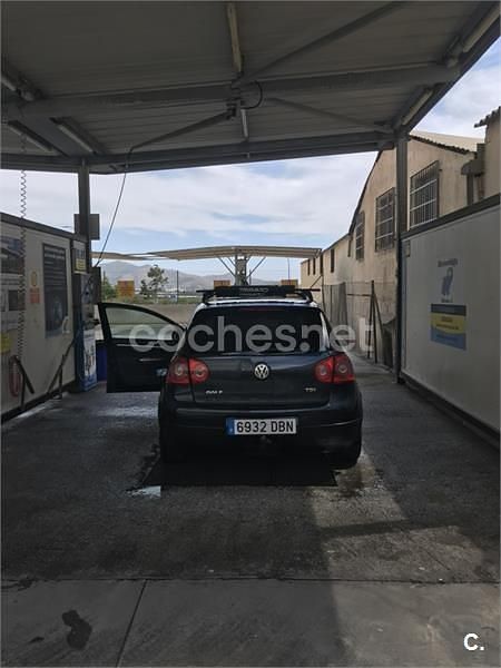 Usado VW Golf IV Trendline 105 CV (77 kW) 2004 Azul Berlina