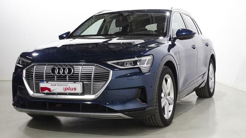 Azul Usado 2020 Audi e-tron Advanced Plus SUV | 40.000 € - Imagen 1/4