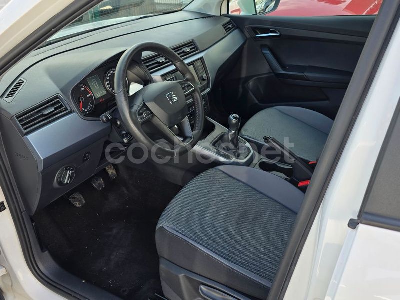 Usado Seat Arona Style 95 CV (69 kW) 2020 Blanco SUV