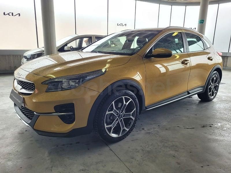 Usado Kia XCeed 120 CV (88 kW) 2021 Amarillo SUV