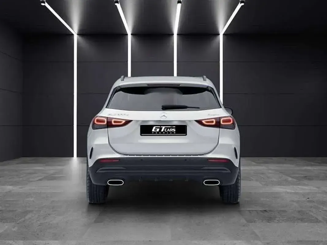 Usado Mercedes GLA220 AMG 190 CV (139 kW) 2022 Blanco SUV