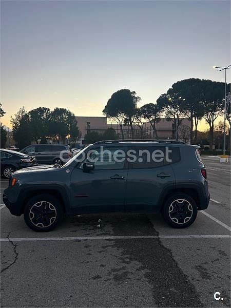 Usado Jeep Renegade Trailhawk 170 HP (125 kW) 2016 Cinzento SUV