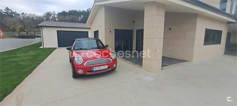 Usado Mini One Cabriolet 90 CV (66 kW) 2010 Rojo Descapotable