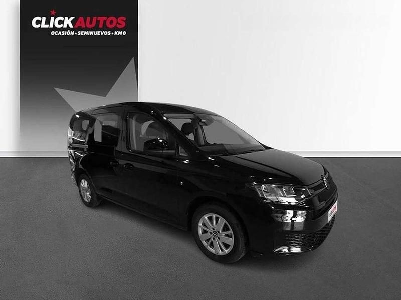 Usado VW Caddy 122 CV (89 kW) 2024 Negro Monovolumen